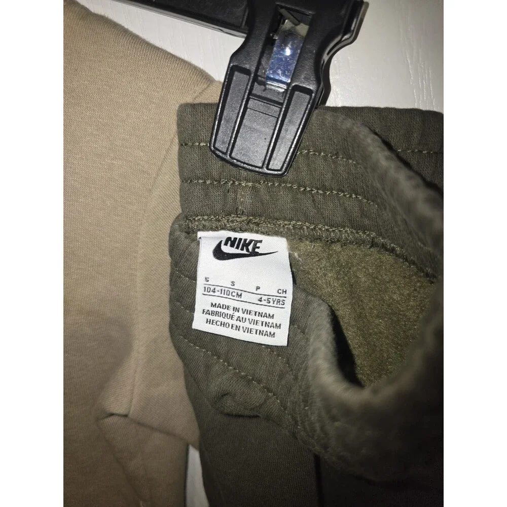 Nike Boys Sweat Suit 4-5 Years Size Old Clothes Used Condition, Just Do It